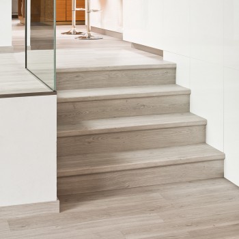 Obloženie schodov  - podlaha QUICK STEP Eligna UM1304-04