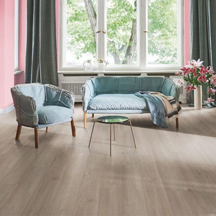 1601448 - Dub Skyline perlovo šedý 4V AC5