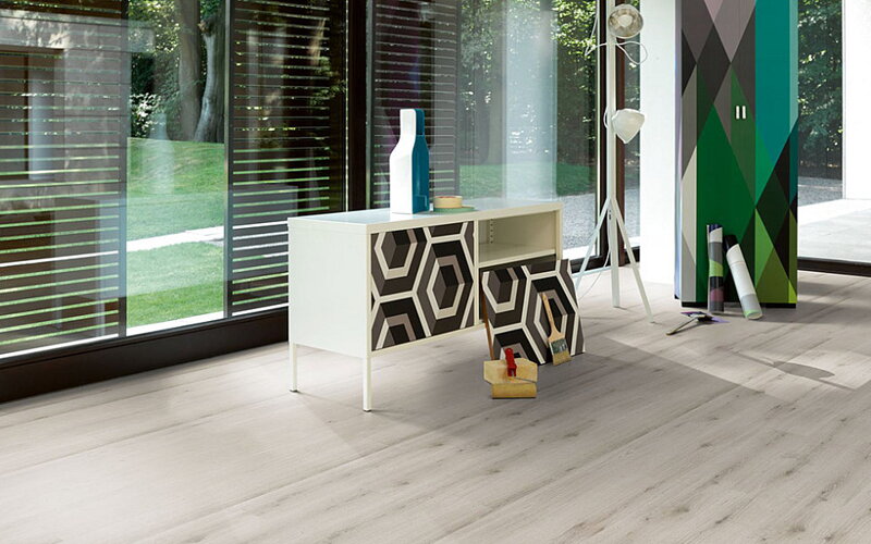 1730770 Dub Urban biely bielený