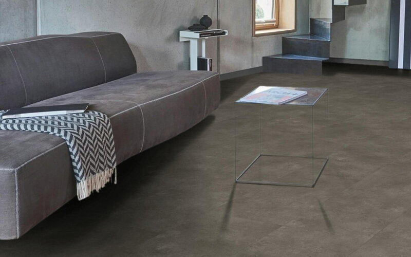 1748845 Kameň Trafalgar tmavosivý