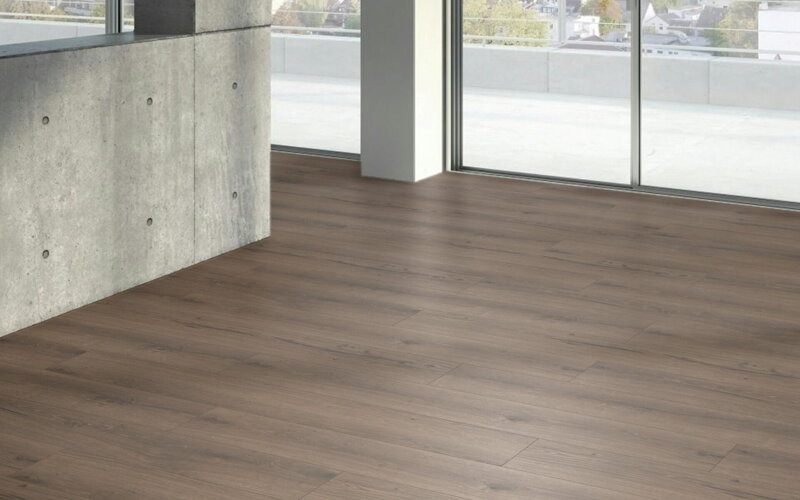 1748849 Dub Cambridge dymový 