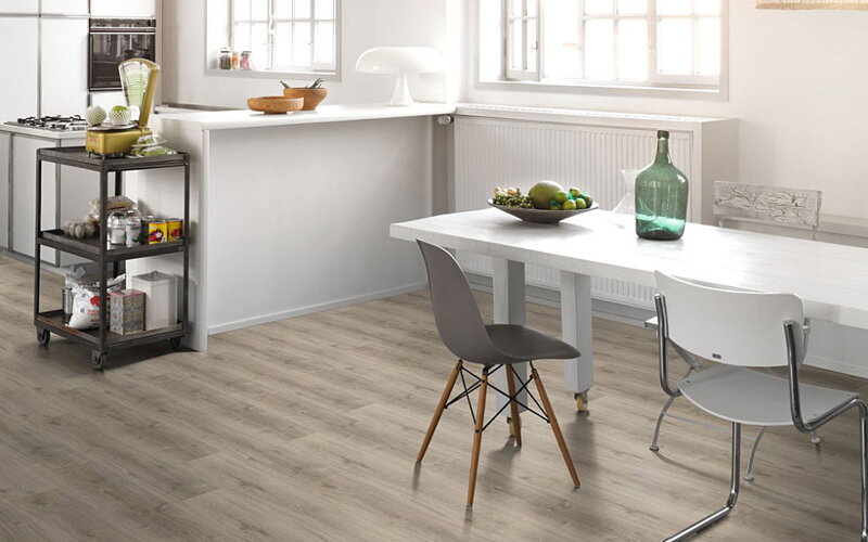 1744622 Dub Royal biely bielený