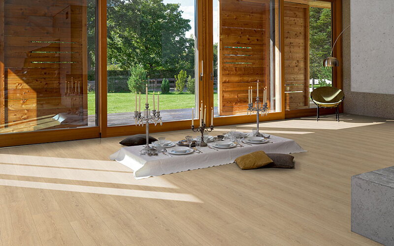 1744833 Dub Studioline brúsený