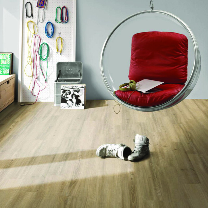 1748183 - Dub Studioline béžový M4V