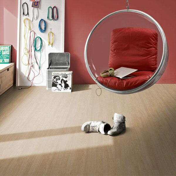 1601440 - Dub Prestige prírodný 4V AC5