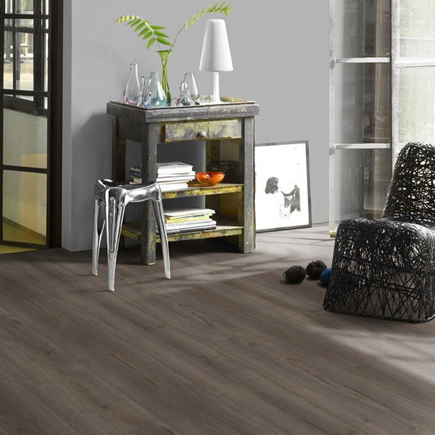 1744710 - Dub Loft dymový biely olejovaný 4V AC5