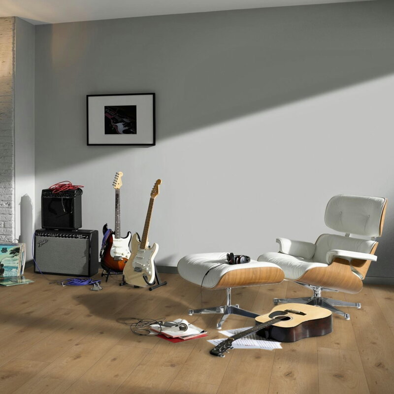 1748791 - Dub Everglade prírodný 4V AC5 