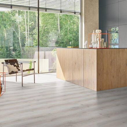 1593828 - Dub Askada biely bielený M4V