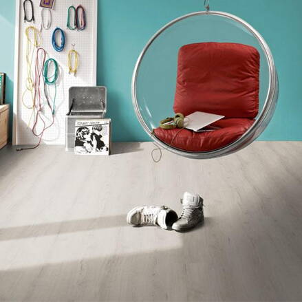 1730468 - Dub Loft biely 4V AC5